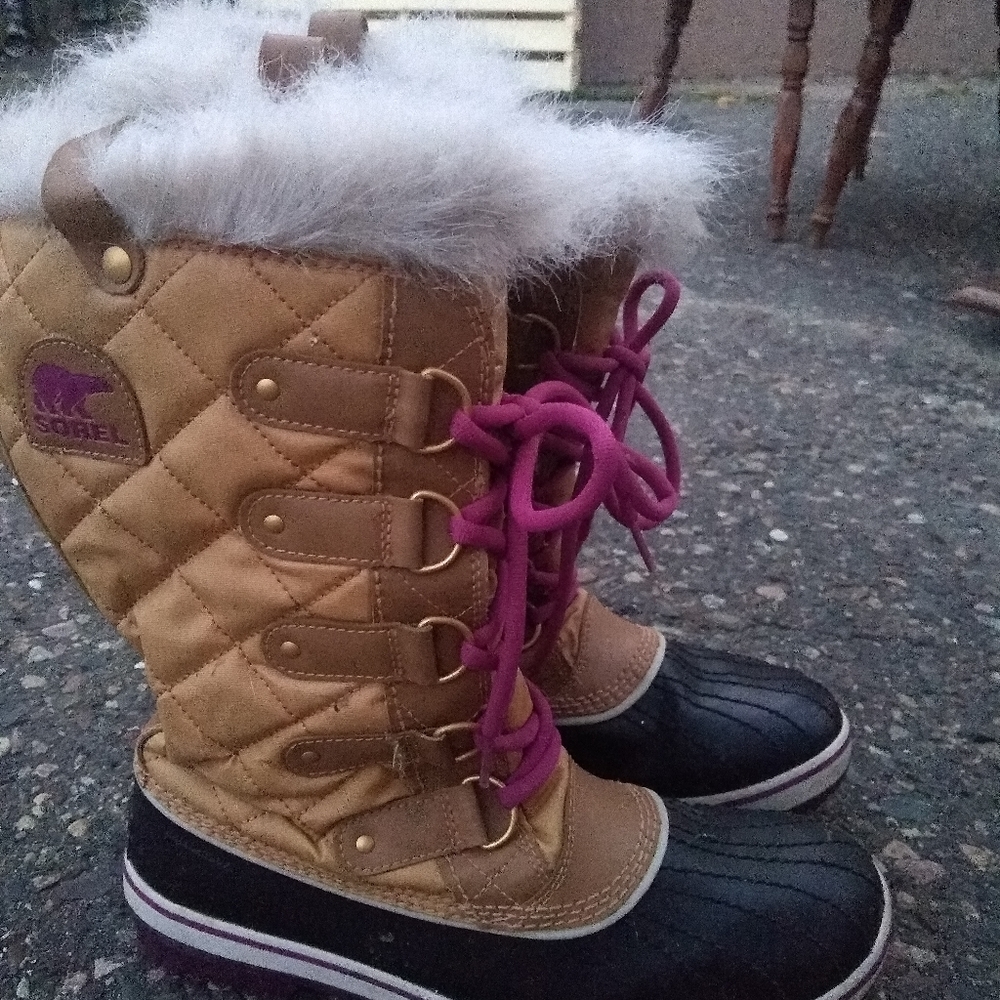 Sorel boots size 10
